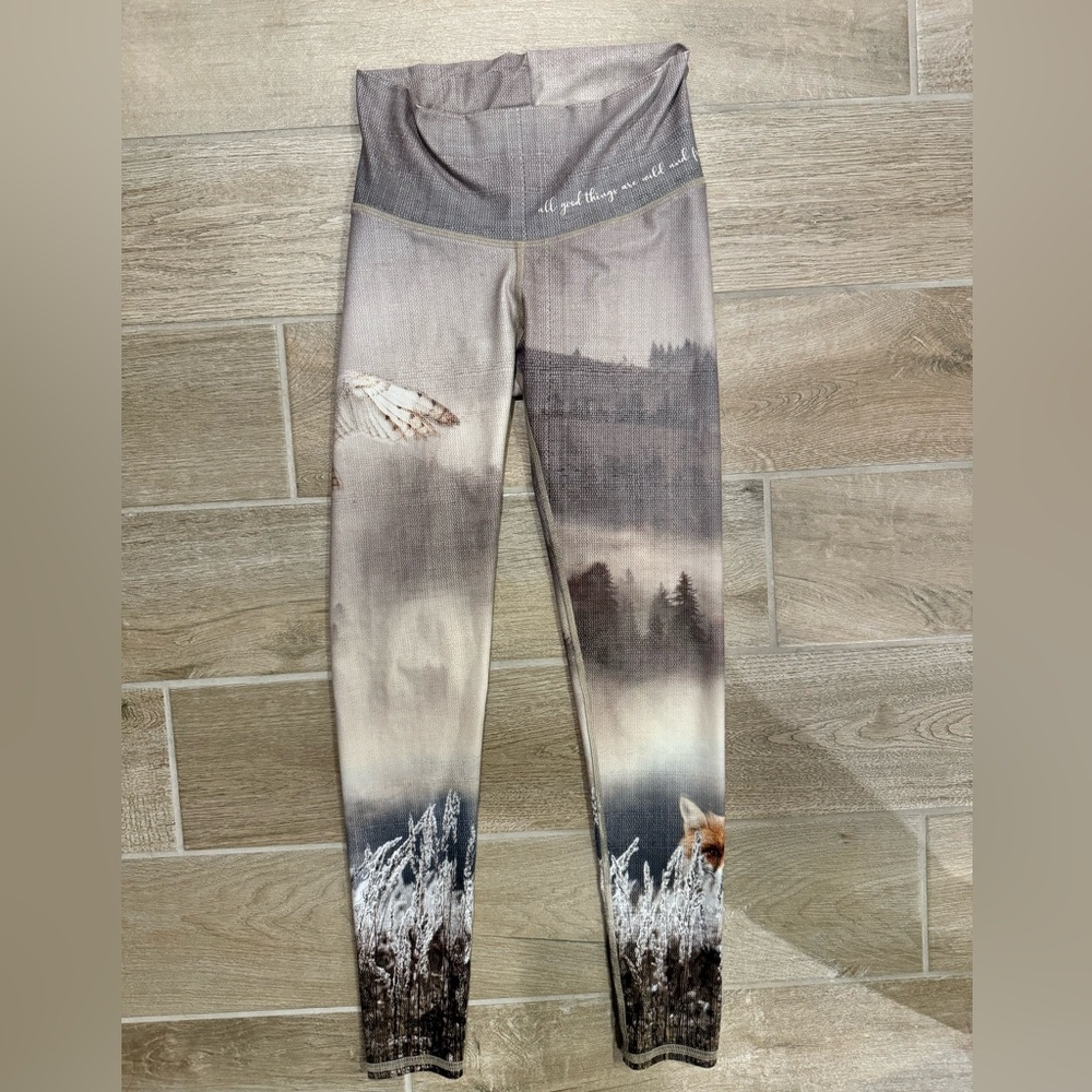 Niyama Sol Barefoot Leggings Misty Morning size S   EUC  like new